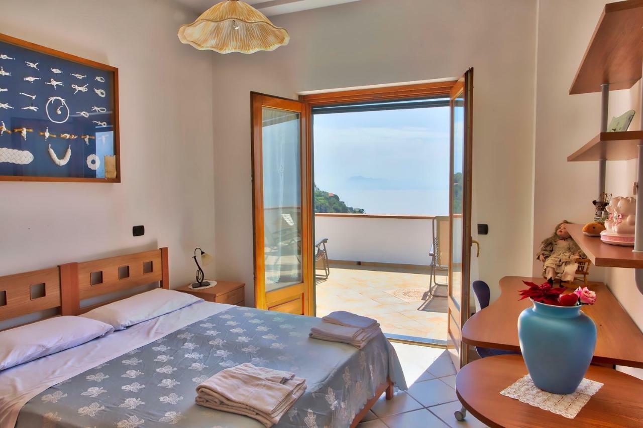 "Casalena" Villa A Furore Amalfi Coast Con Grande Terrazzo E Vista Sul Mare Luaran gambar