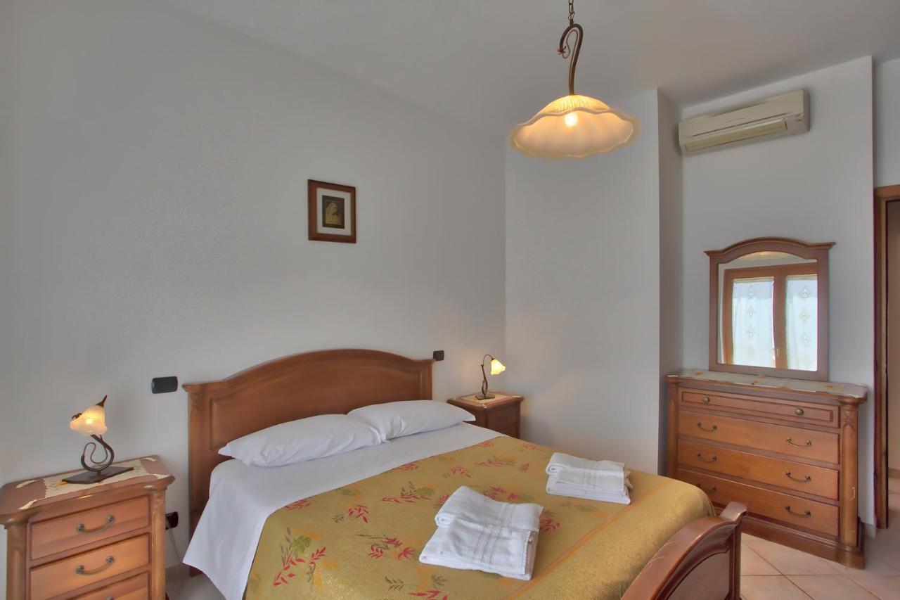 "Casalena" Villa A Furore Amalfi Coast Con Grande Terrazzo E Vista Sul Mare Luaran gambar
