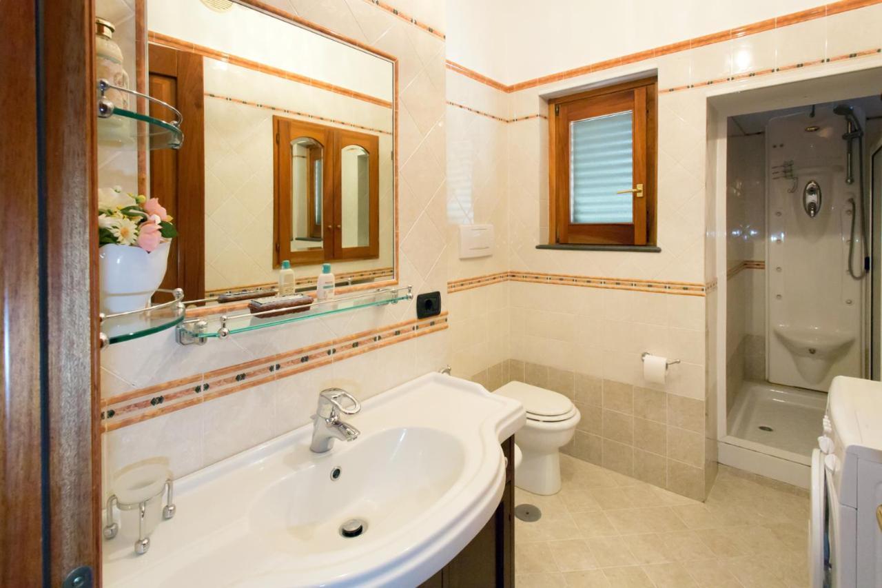 "Casalena" Villa A Furore Amalfi Coast Con Grande Terrazzo E Vista Sul Mare Luaran gambar